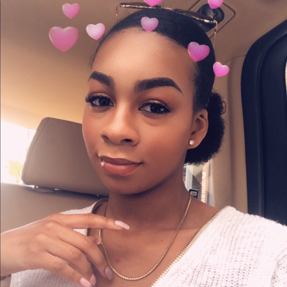 Meet your Posher☺️ - Picture 5 of 5